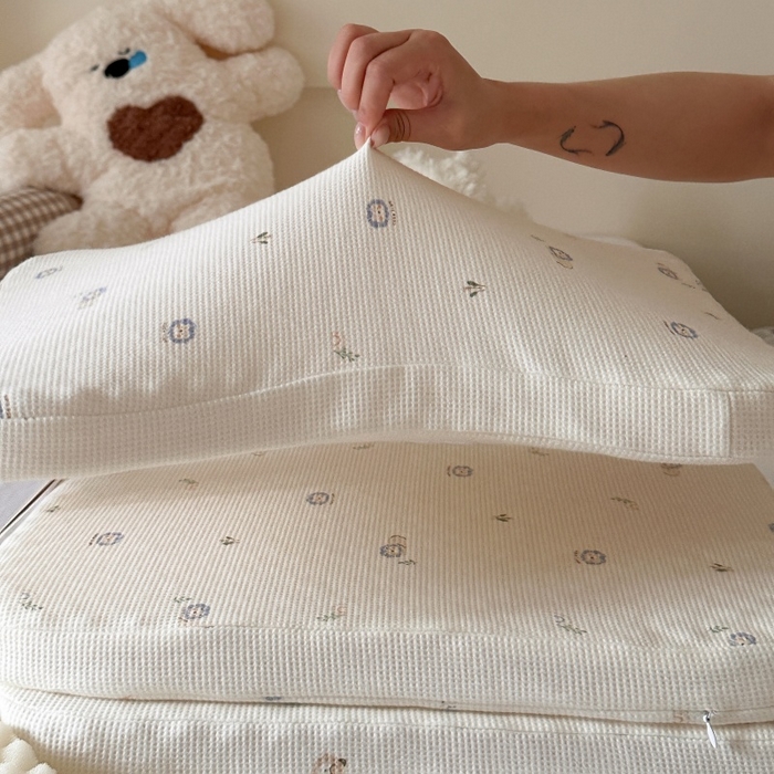 91家纺网 家纺一手货源 找家纺 伟邦枕芯 2025新款全棉华夫格可水洗硅胶儿童枕枕头枕芯 组合图仅供参考