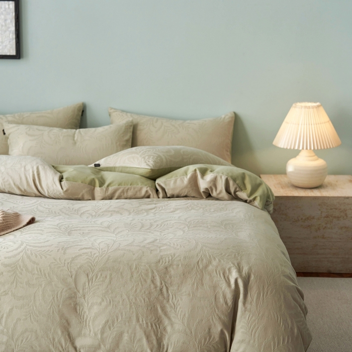 91家纺网 家纺一手货源 找家纺 禾时 2025新款60s轻奢提花磨毛四件套-沄梦 沄梦-青草绿