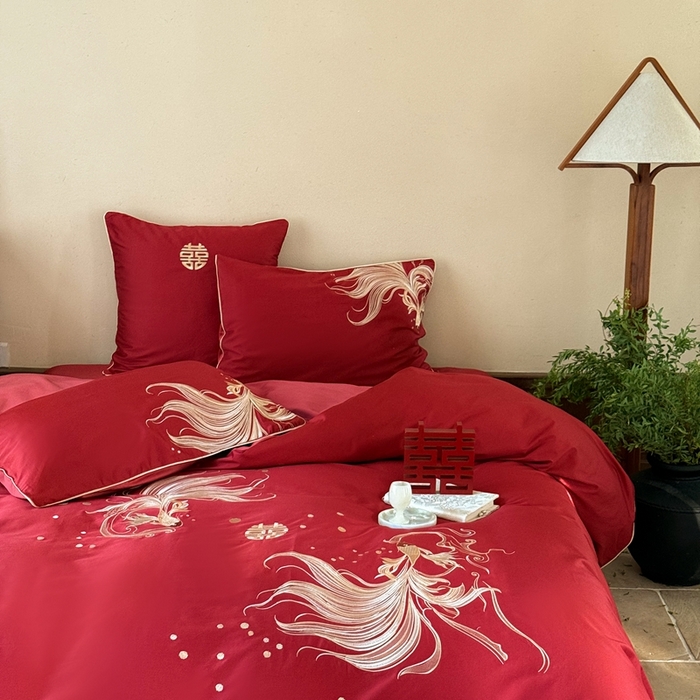 91家纺网 家纺一手货源 找家纺 （总）西西家居 2025新款100支长绒棉纯棉高精密提花拼接婚庆四件套-吉庆有鱼