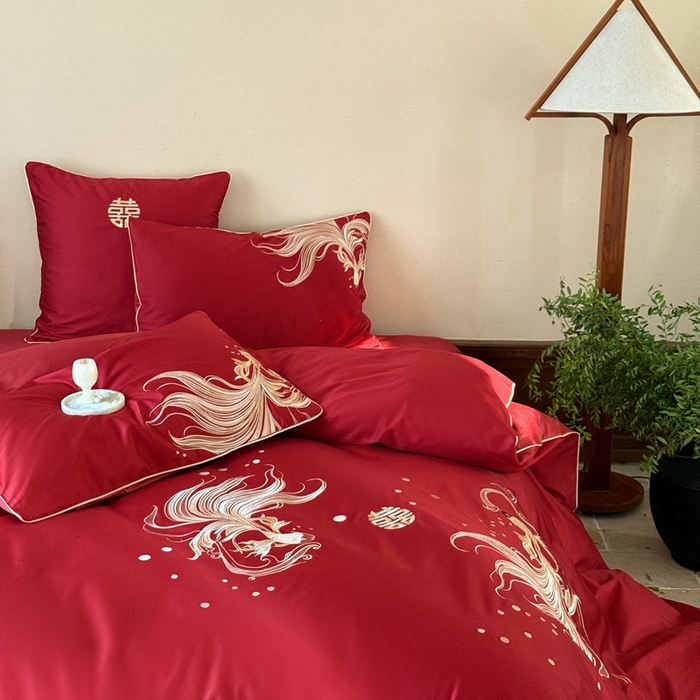 91家纺网 家纺一手货源 找家纺 （总）西西家居 2025新款100支长绒棉纯棉高精密提花拼接婚庆四件套-吉庆有鱼