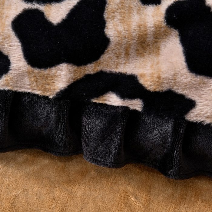 91家纺网 家纺一手货源 找家纺 梦之星  2025新款9斤重加厚皮草绒兔毛绒轻奢赫本风牛奶绒花边四件套 花边轻奢-大豹纹