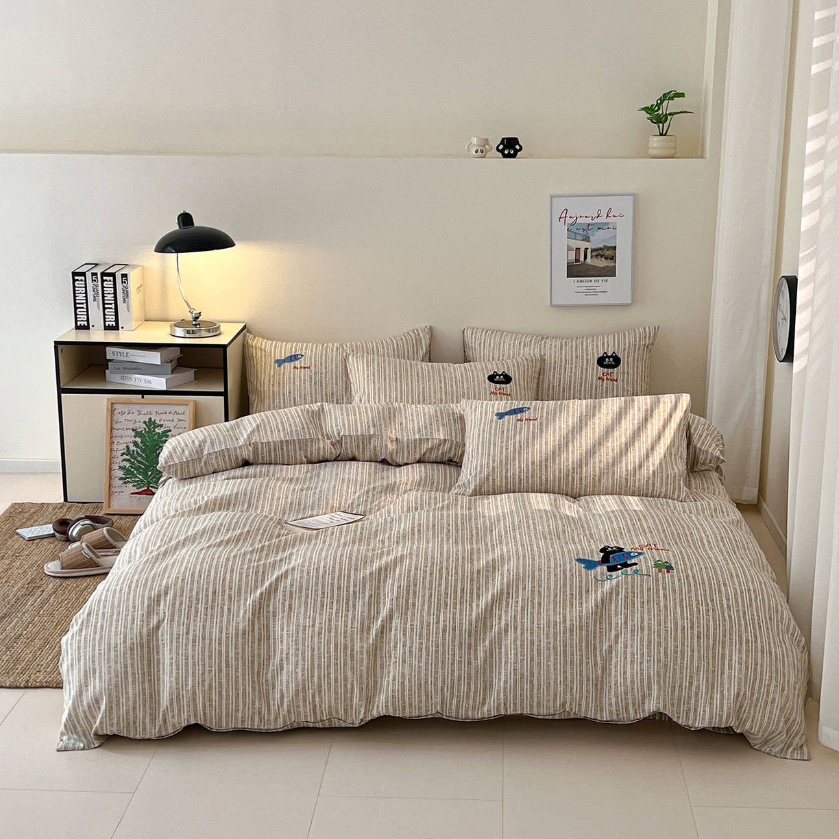 91家纺网 家纺一手货源 找家纺 奥汀洛家纺 2025新款ins小清新生态棉麻刺绣四件套 小黑猫系列 小黑猫-米