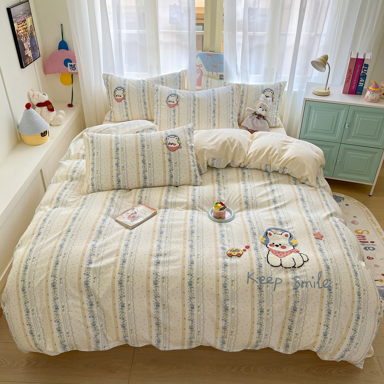 91家纺网 家纺一手货源 找家纺 奥汀洛家纺 2025新款斜纹云感棉毛巾绣四件套 呆萌高地