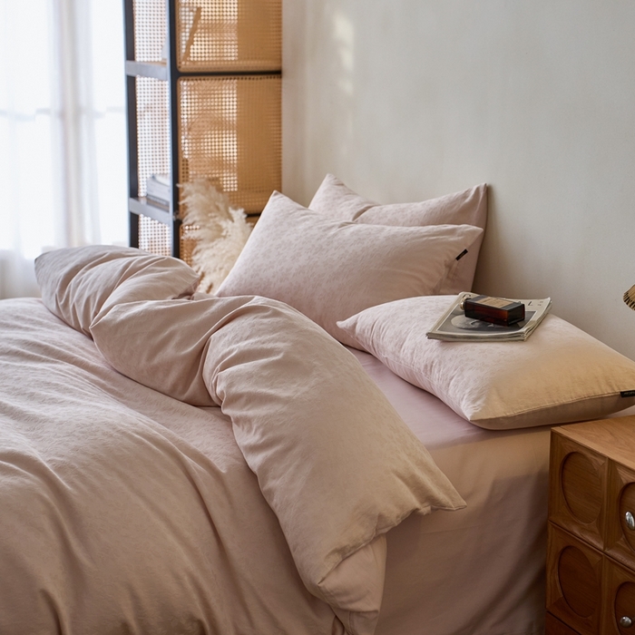 91家纺网 家纺一手货源 找家纺 禾时 2025新款60s轻奢提花磨毛四件套-最清风 最清风-粉