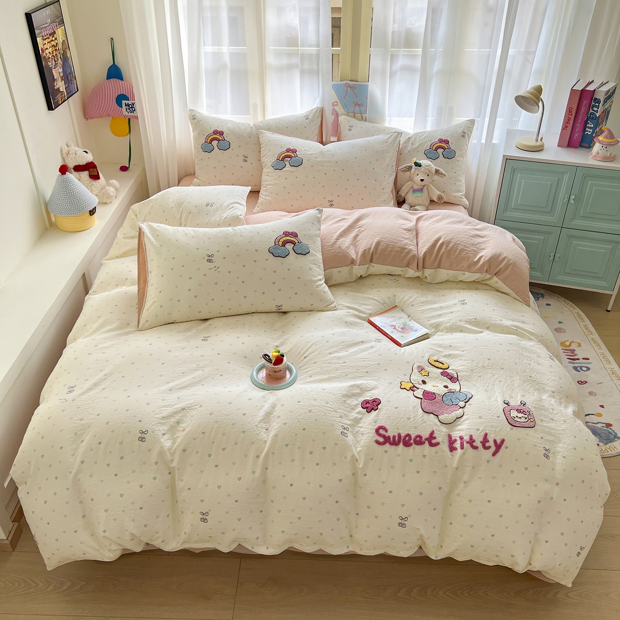 91家纺网 家纺一手货源 找家纺 奥汀洛家纺 2025新款斜纹云感棉毛巾绣四件套 甜心KT