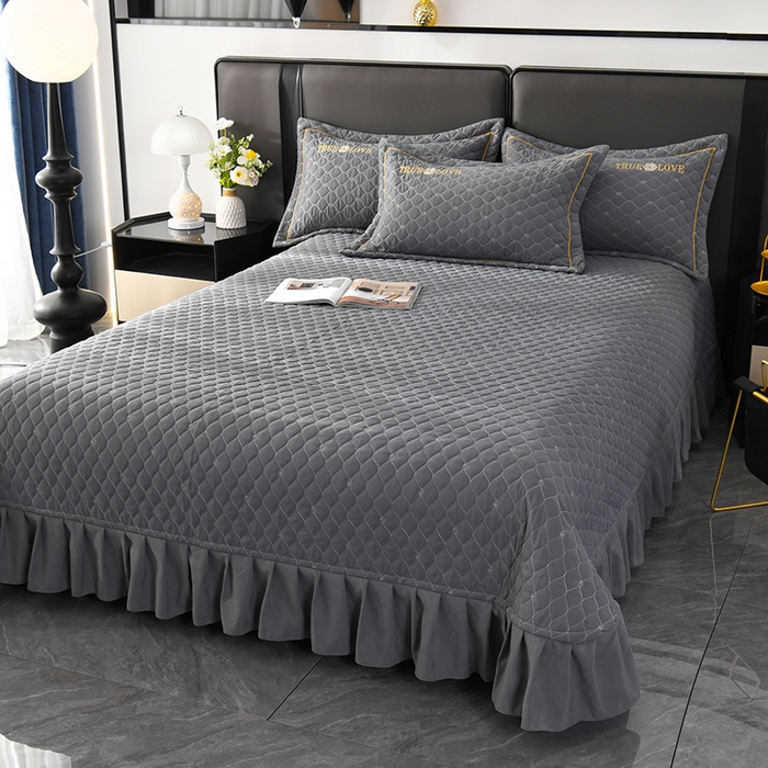 91家纺网 家纺一手货源 找家纺 代芙家纺 2025新款锦棉床盖四件套-压线款 压花香-线款-雅灰