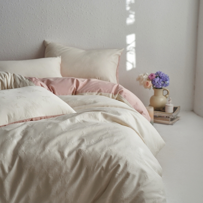 91家纺网 家纺一手货源 找家纺 （总）禾时 2025新款60s轻奢提花磨毛四件套-简蝶