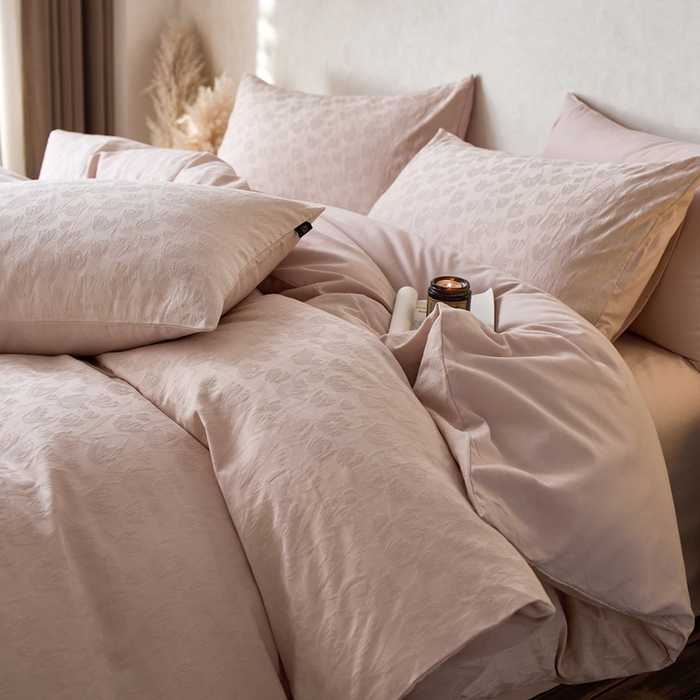 91家纺网 家纺一手货源 找家纺 （总）禾时 2025新款60s轻奢提花磨毛四件套-郁见春色