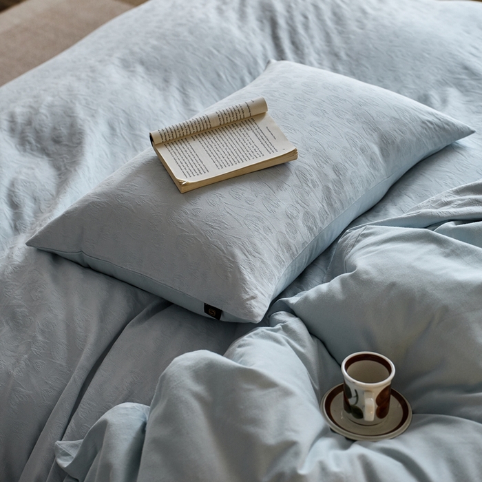 91家纺网 家纺一手货源 找家纺 禾时 2025新款60s轻奢提花磨毛四件套-郁见春色 郁见春色-淡蓝