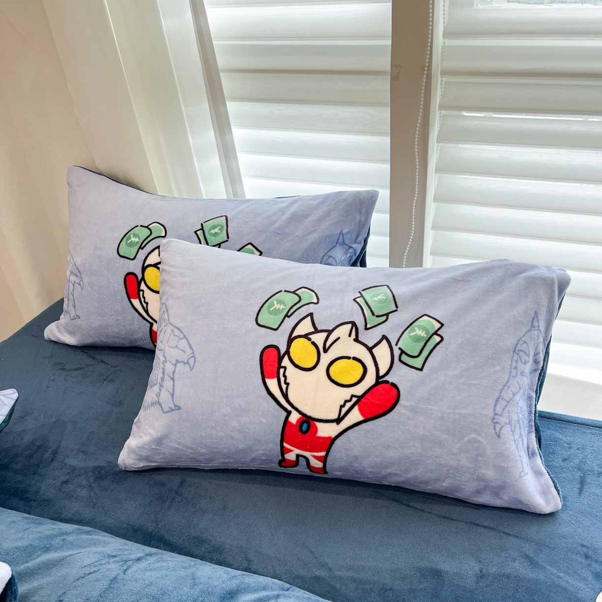 孩子王家纺 2025新款正版授权卡通牛奶绒小版奥特曼-三丽鸥枕套单品单枕套枕套单件 奥特童年