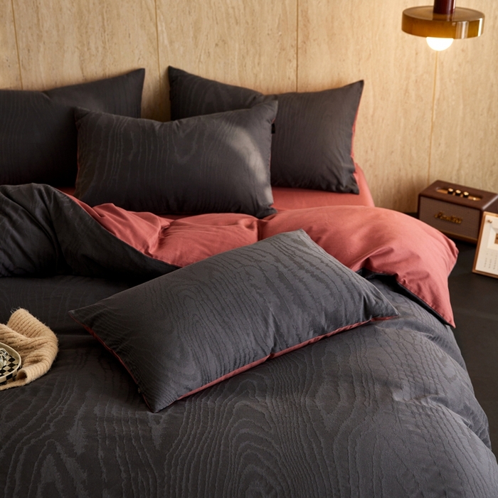 91家纺网 家纺一手货源 找家纺 禾时 2025新款60s轻奢提花磨毛四件套-浮光跃川 浮光跃川-青灰