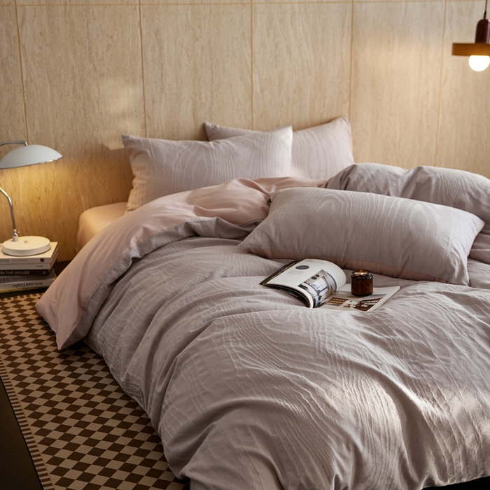 禾时 2025新款60s轻奢提花磨毛四件套-浮光跃川 浮光跃川-朱草灰