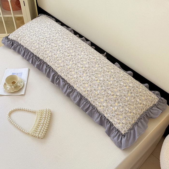 91家纺网 家纺一手货源 找家纺 梦舒羽 2025新款水洗珍珠棉花边枕套加长双人情侣1.8米枕芯内胆套1.5m枕头套 花知晓