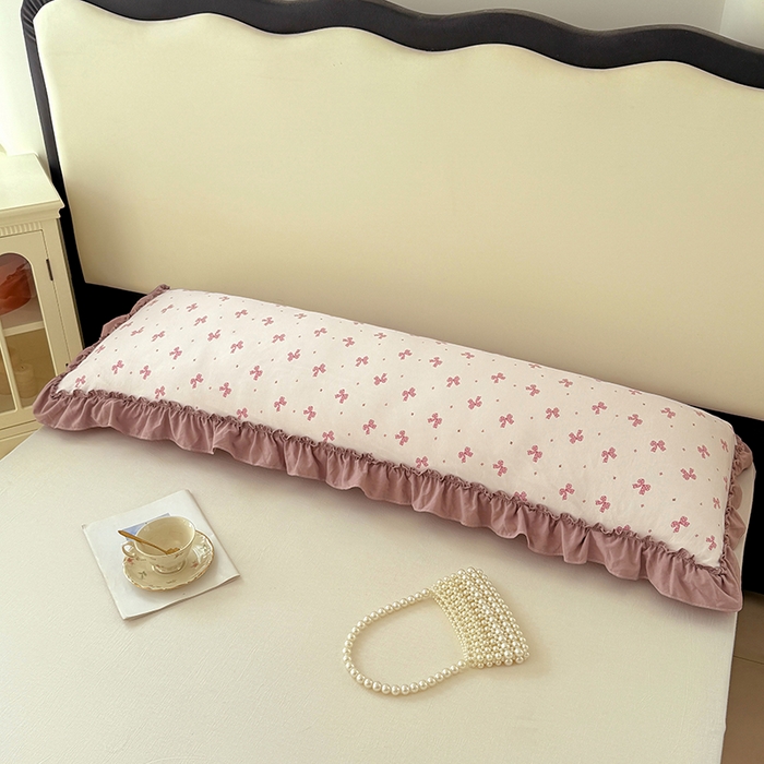 91家纺网 家纺一手货源 找家纺 梦舒羽 2025新款水洗珍珠棉花边枕套加长双人情侣1.8米枕芯内胆套1.5m枕头套 怦然心动