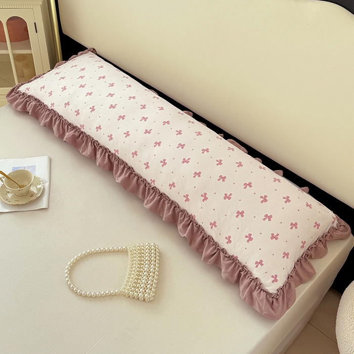 91家纺网 家纺一手货源 找家纺 梦舒羽 2025新款水洗珍珠棉花边枕套加长双人情侣1.8米枕芯内胆套1.5m枕头套 怦然心动