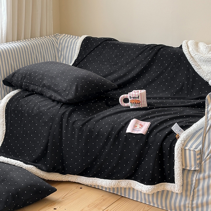 91家纺网 家纺一手货源 找家纺 （总）桃子家居 2025新款A类ins豹纹猫咪卡通织标加厚牛奶绒羊羔绒毛毯多功能毛毯