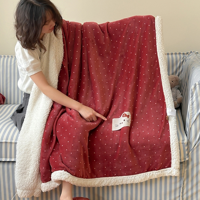 91家纺网 家纺一手货源 找家纺 桃子家居 2025新款A类ins豹纹猫咪卡通织标加厚牛奶绒羊羔绒毛毯多功能毛毯 绒毛毯-织标红点喵吃鱼