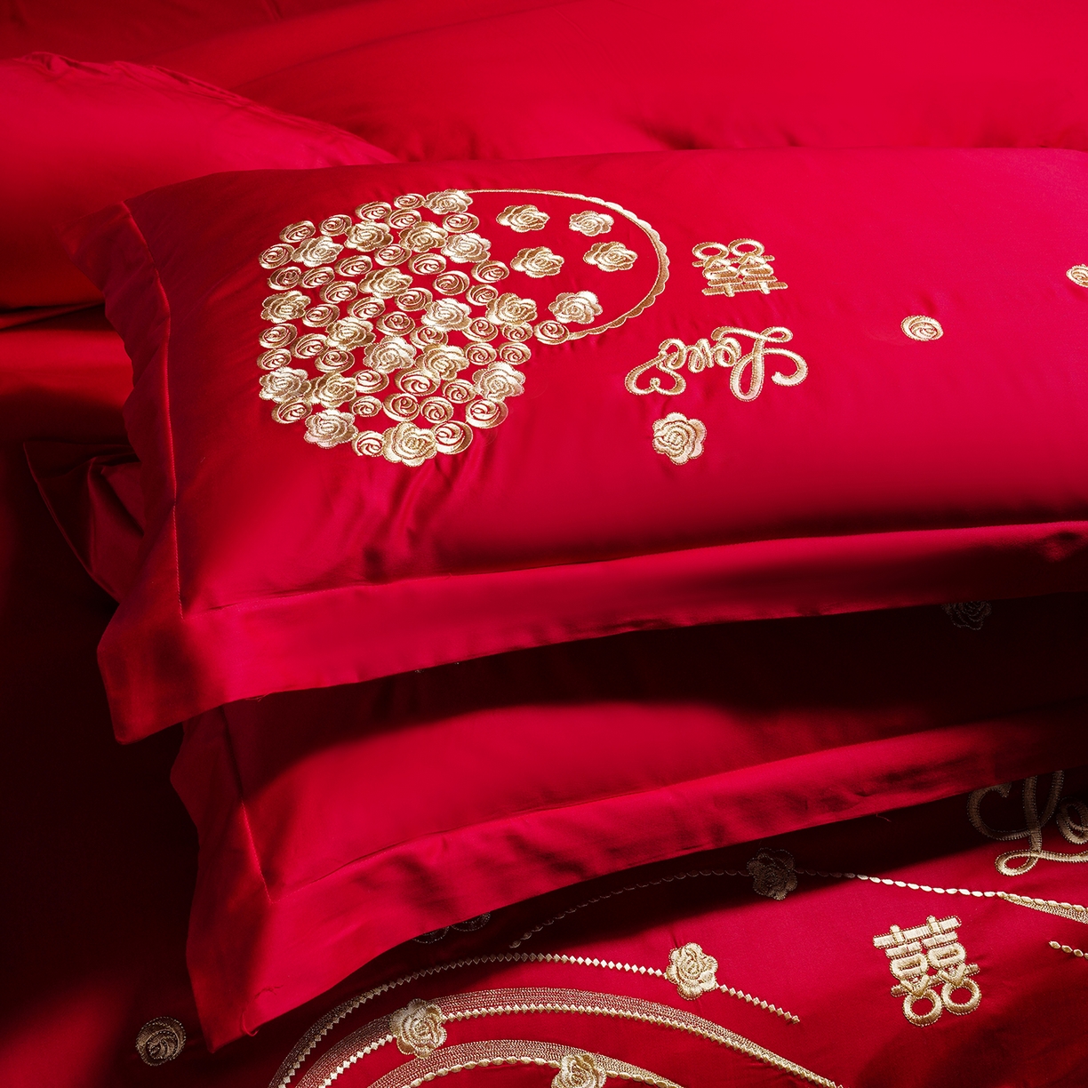 91家纺网 家纺一手货源 找家纺 用心 2025新款婚庆全棉刺绣四件套多件套系列幸福约定金