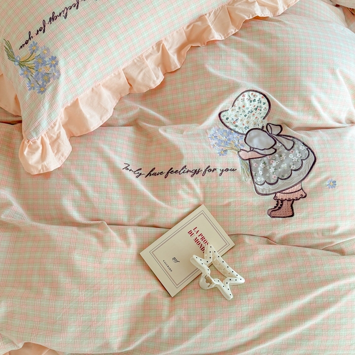 91家纺网 家纺一手货源 找家纺 （总）蜜柚 2025秋冬新款色织水洗棉贴布花边款四件套