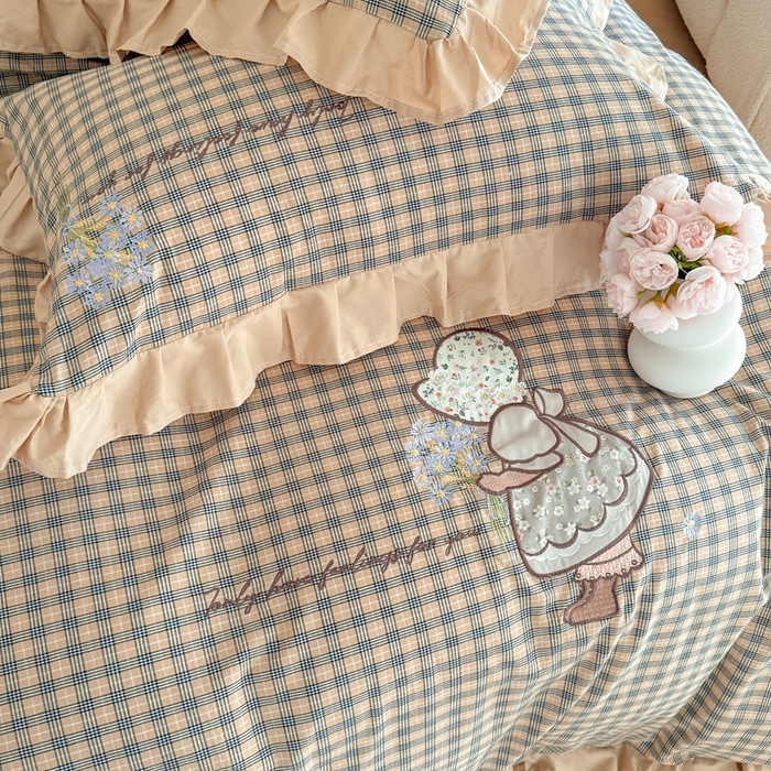 91家纺网 家纺一手货源 找家纺 蜜柚 2025秋冬新款色织水洗棉贴布花边款四件套 童趣-卡其