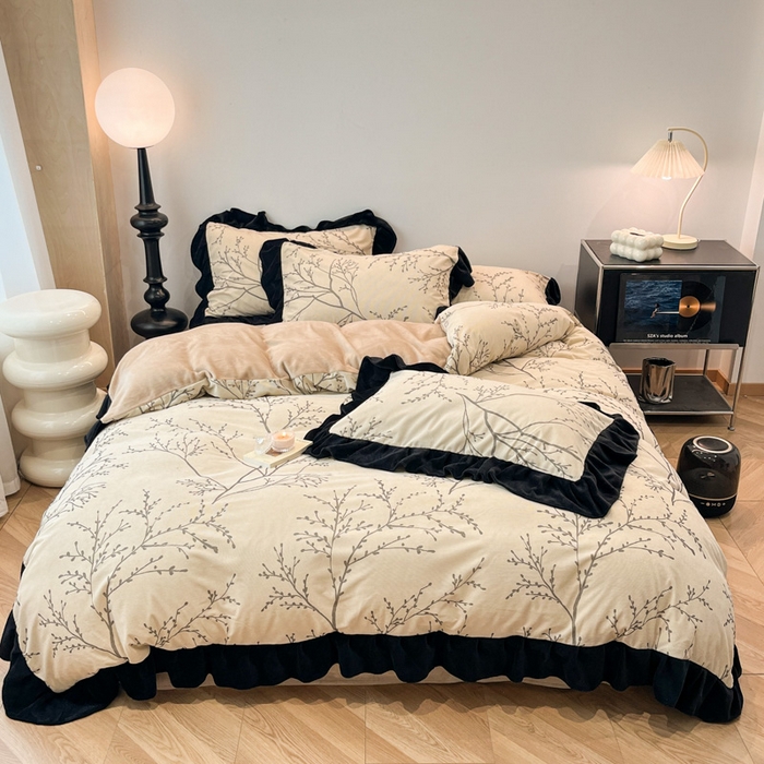 91家纺网 家纺一手货源 找家纺 （总）金爱家 2025新款赫本风灯芯绒-花边款四件套