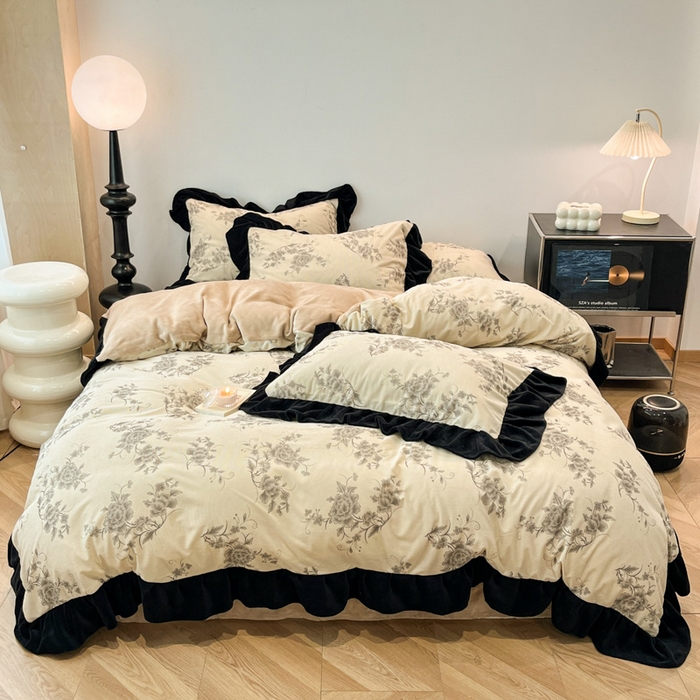 91家纺网 家纺一手货源 找家纺 （总）金爱家 2025新款赫本风灯芯绒-花边款四件套