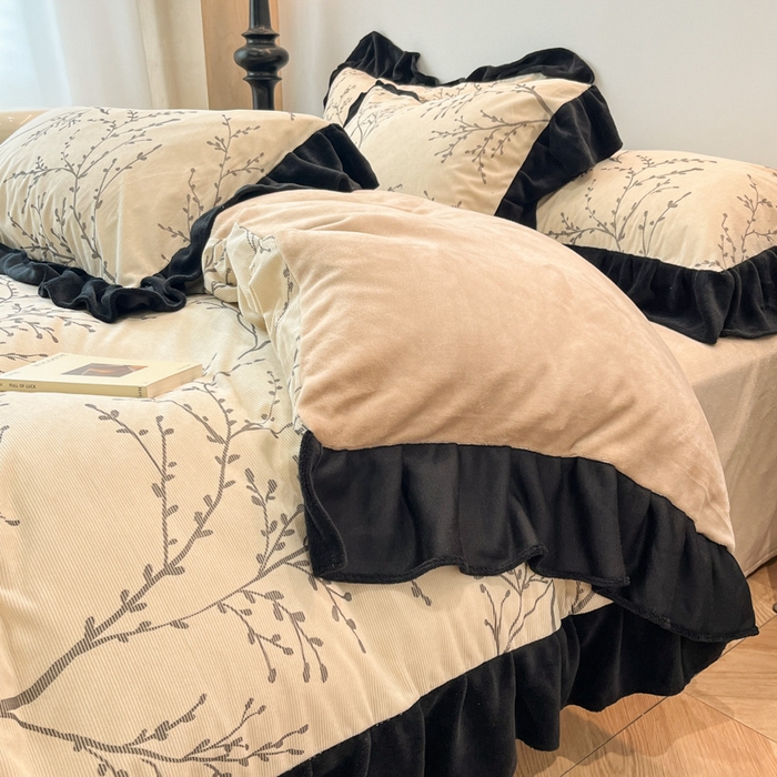 91家纺网 家纺一手货源 找家纺 金爱家 2025新款赫本风灯芯绒-花边款四件套 灯芯绒-花枝