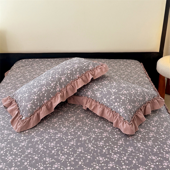 91家纺网 家纺一手货源 找家纺 梦舒羽 2025新款水洗珍珠棉花边枕套宿舍单人学生一对装枕芯内胆套 玫瑰之约