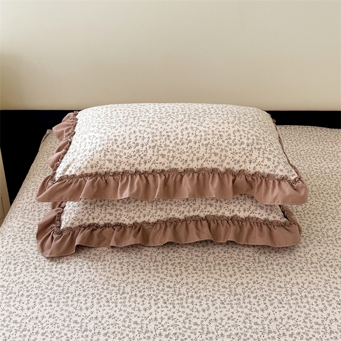 91家纺网 家纺一手货源 找家纺 梦舒羽 2025新款水洗珍珠棉花边枕套宿舍单人学生一对装枕芯内胆套 柏林梦境-咖