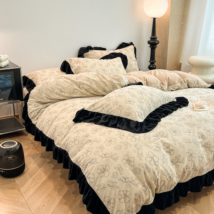 91家纺网 家纺一手货源 找家纺 金爱家 2025新款赫本风灯芯绒-花边款四件套 灯芯绒-盛开