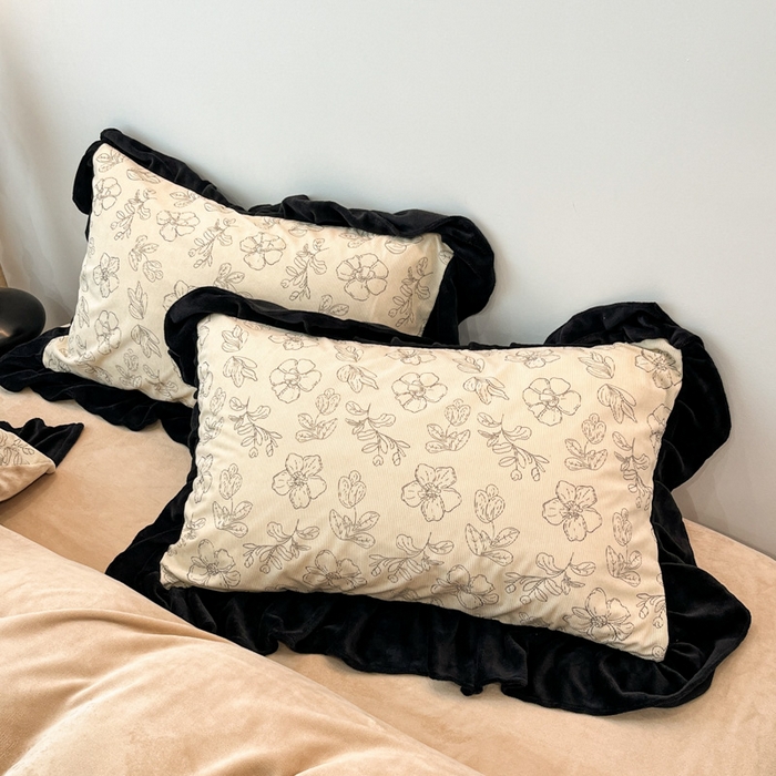 91家纺网 家纺一手货源 找家纺 金爱家 2025新款赫本风灯芯绒-花边款四件套 灯芯绒-盛开