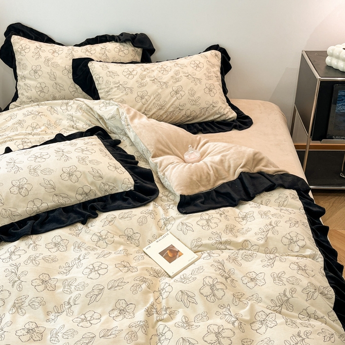 91家纺网 家纺一手货源 找家纺 金爱家 2025新款赫本风灯芯绒-花边款四件套 灯芯绒-盛开