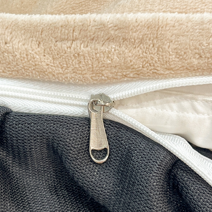 91家纺网 家纺一手货源 找家纺 金爱家 2025新款赫本风灯芯绒-花边款四件套 灯芯绒-枝叶