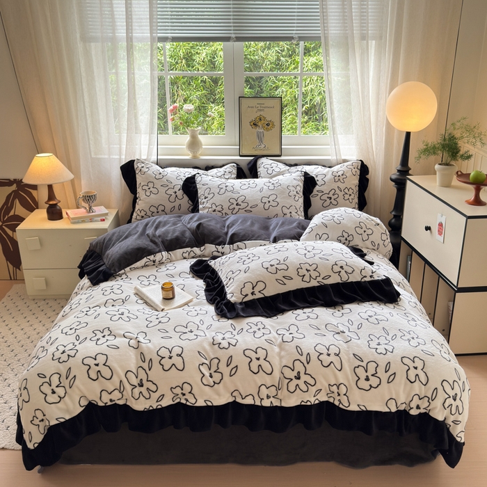 91家纺网 家纺一手货源 找家纺  （总）金爱家 2025新款赫本风牛奶绒-花边款四件套