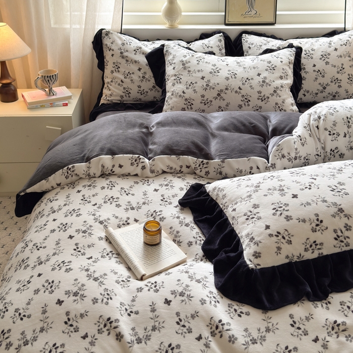 91家纺网 家纺一手货源 找家纺  （总）金爱家 2025新款赫本风牛奶绒-花边款四件套