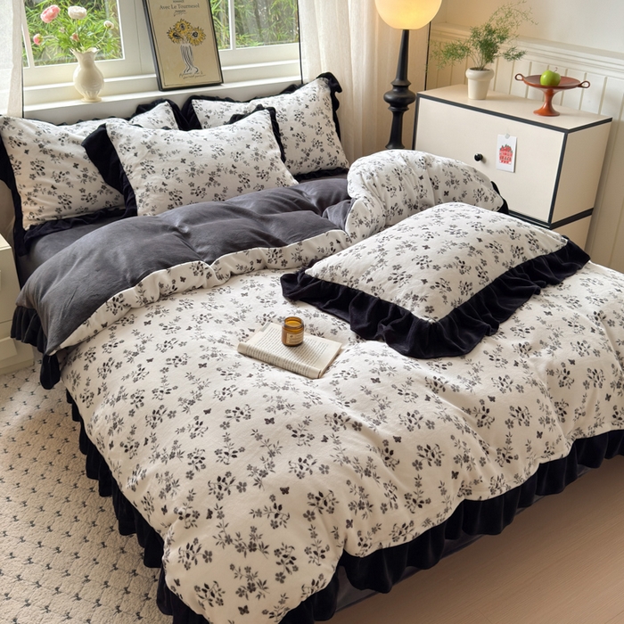 91家纺网 家纺一手货源 找家纺 2025新款赫本风牛奶绒-花边款四件套 花边款-蝶恋花