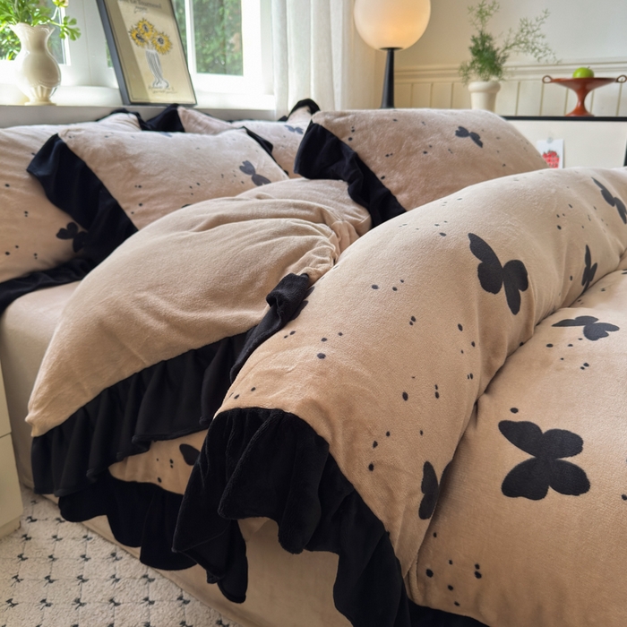 91家纺网 家纺一手货源 找家纺 2025新款赫本风牛奶绒-花边款四件套 花边款-蝴蝶