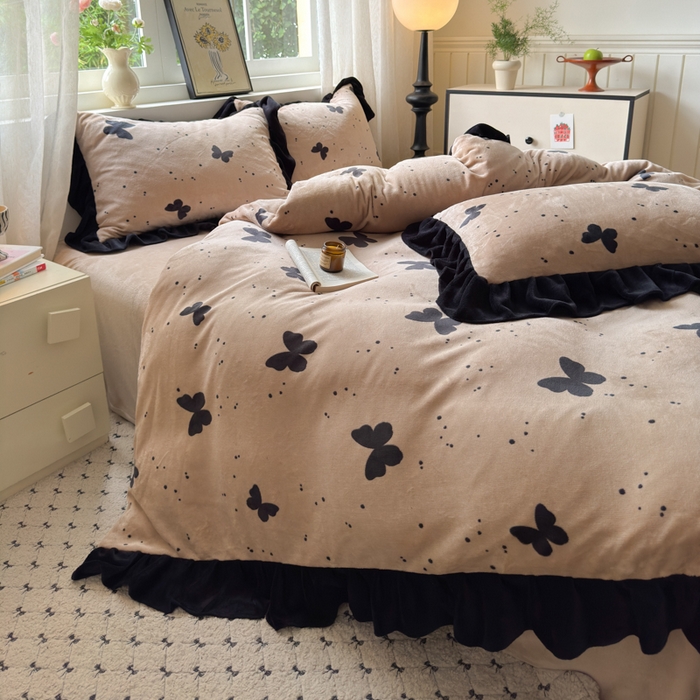 91家纺网 家纺一手货源 找家纺 2025新款赫本风牛奶绒-花边款四件套 花边款-蝴蝶