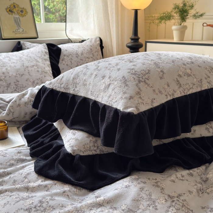 91家纺网 家纺一手货源 找家纺 2025新款赫本风牛奶绒-花边款四件套 花边款-盛开