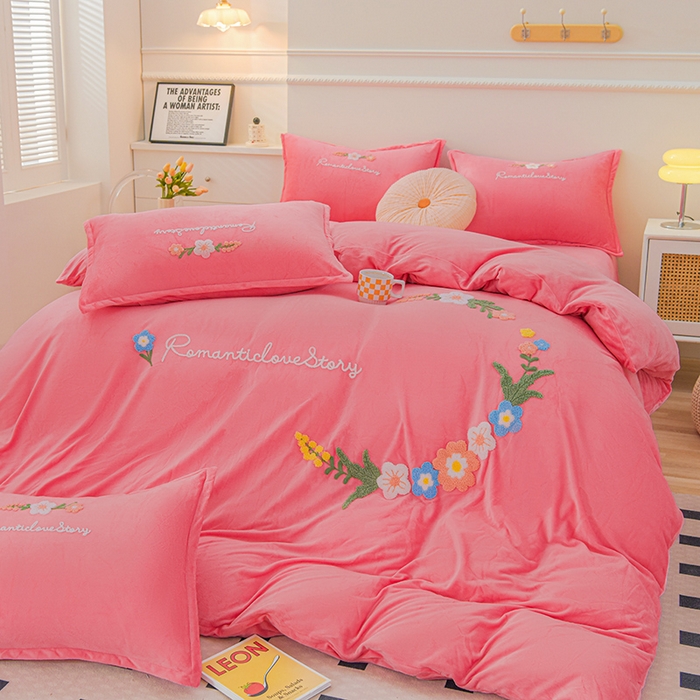 91家纺网 家纺一手货源 找家纺 （总）提花大世界 2025新款宝宝绒绣花款牛奶绒婴儿绒保暖四件套