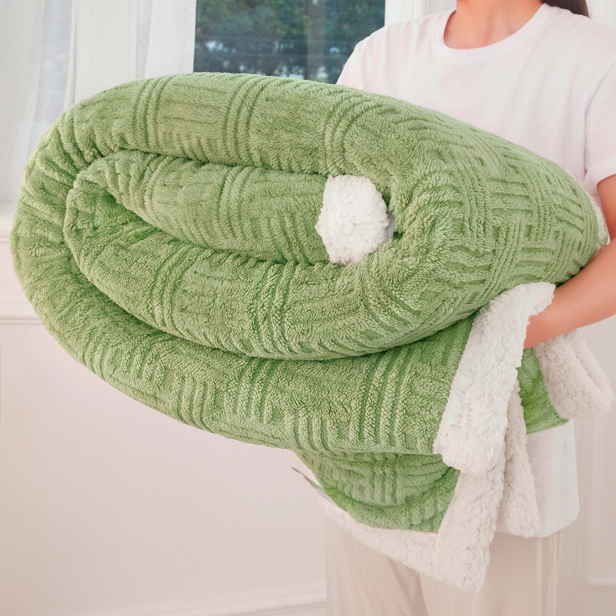 91家纺网 家纺一手货源 找家纺 肖恩毯业 2025新款提花舒棉绒羊羔绒毛毯 青木绿