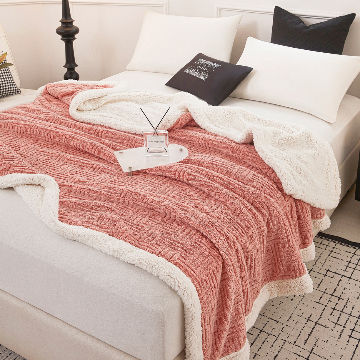 91家纺网 家纺一手货源 找家纺 肖恩毯业 2025新款提花舒棉绒羊羔绒毛毯 桃粉色