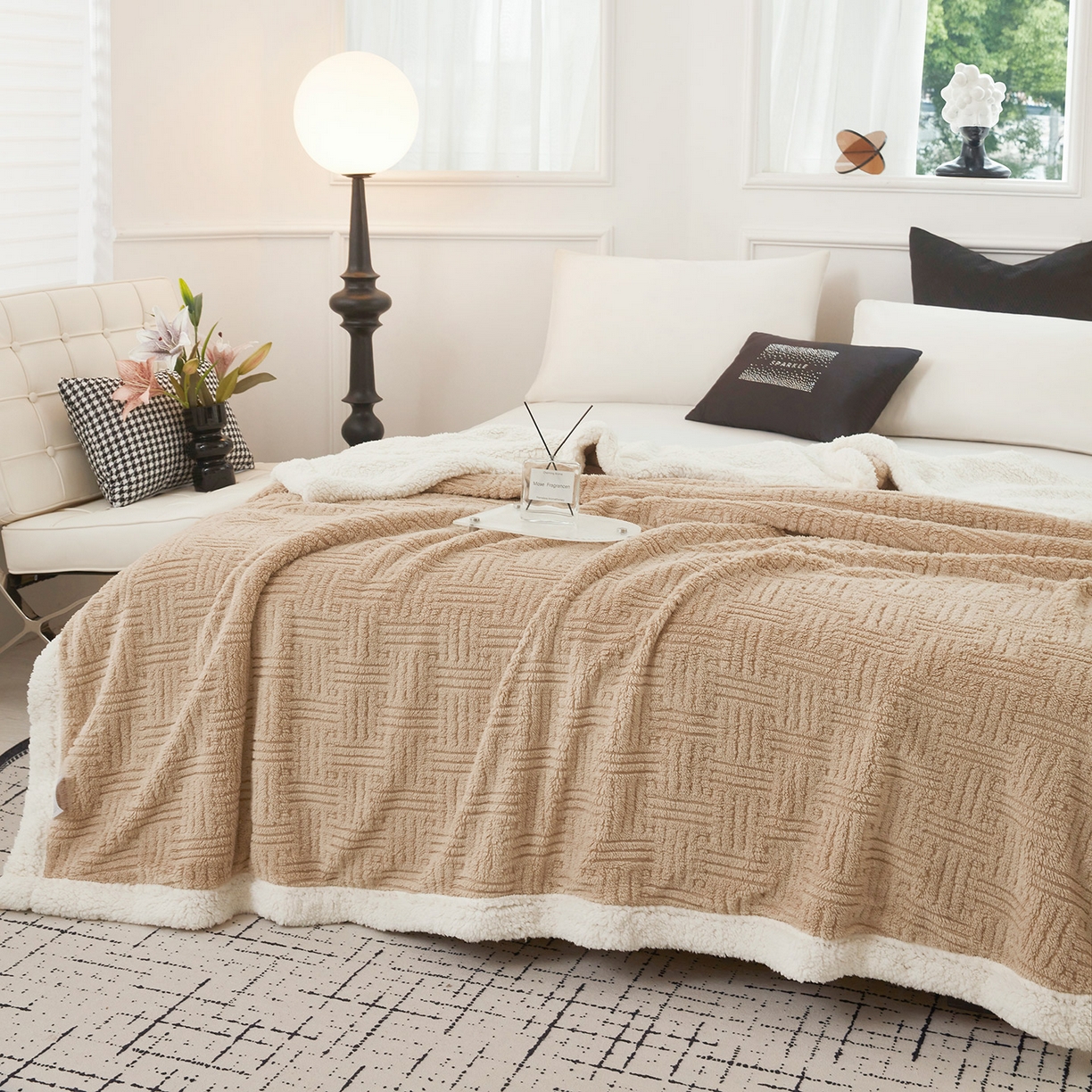 91家纺网 家纺一手货源 找家纺 肖恩毯业 2025新款提花舒棉绒羊羔绒毛毯 深卡其