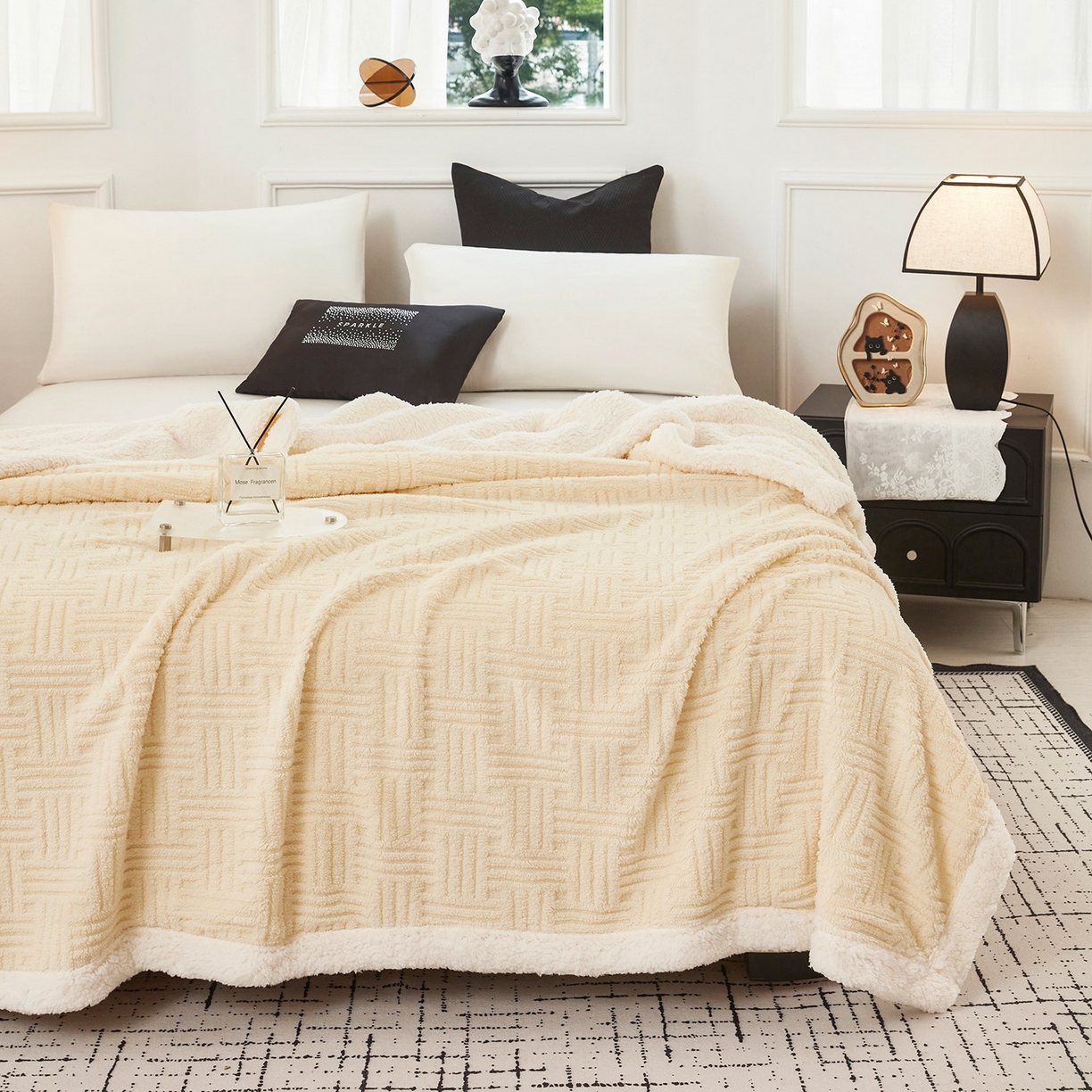 91家纺网 家纺一手货源 找家纺 肖恩毯业 2025新款提花舒棉绒羊羔绒毛毯 暖米杏