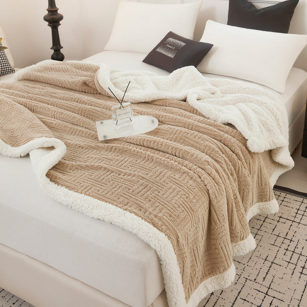 91家纺网 家纺一手货源 找家纺 肖恩毯业 2025新款提花舒棉绒羊羔绒毛毯 深卡其