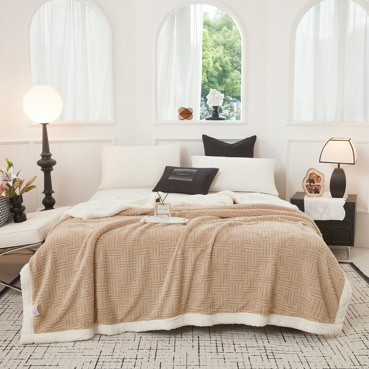 91家纺网 家纺一手货源 找家纺 肖恩毯业 2025新款提花舒棉绒羊羔绒毛毯 深卡其