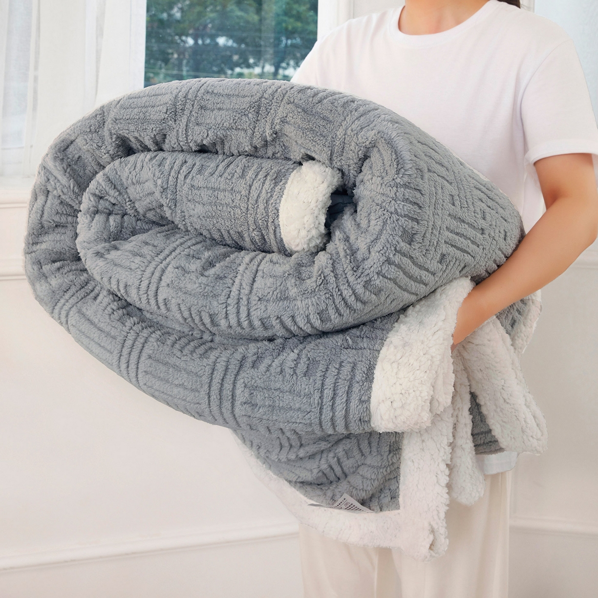 91家纺网 家纺一手货源 找家纺 （总）肖恩毯业 2025新款提花舒棉绒羊羔绒毛毯