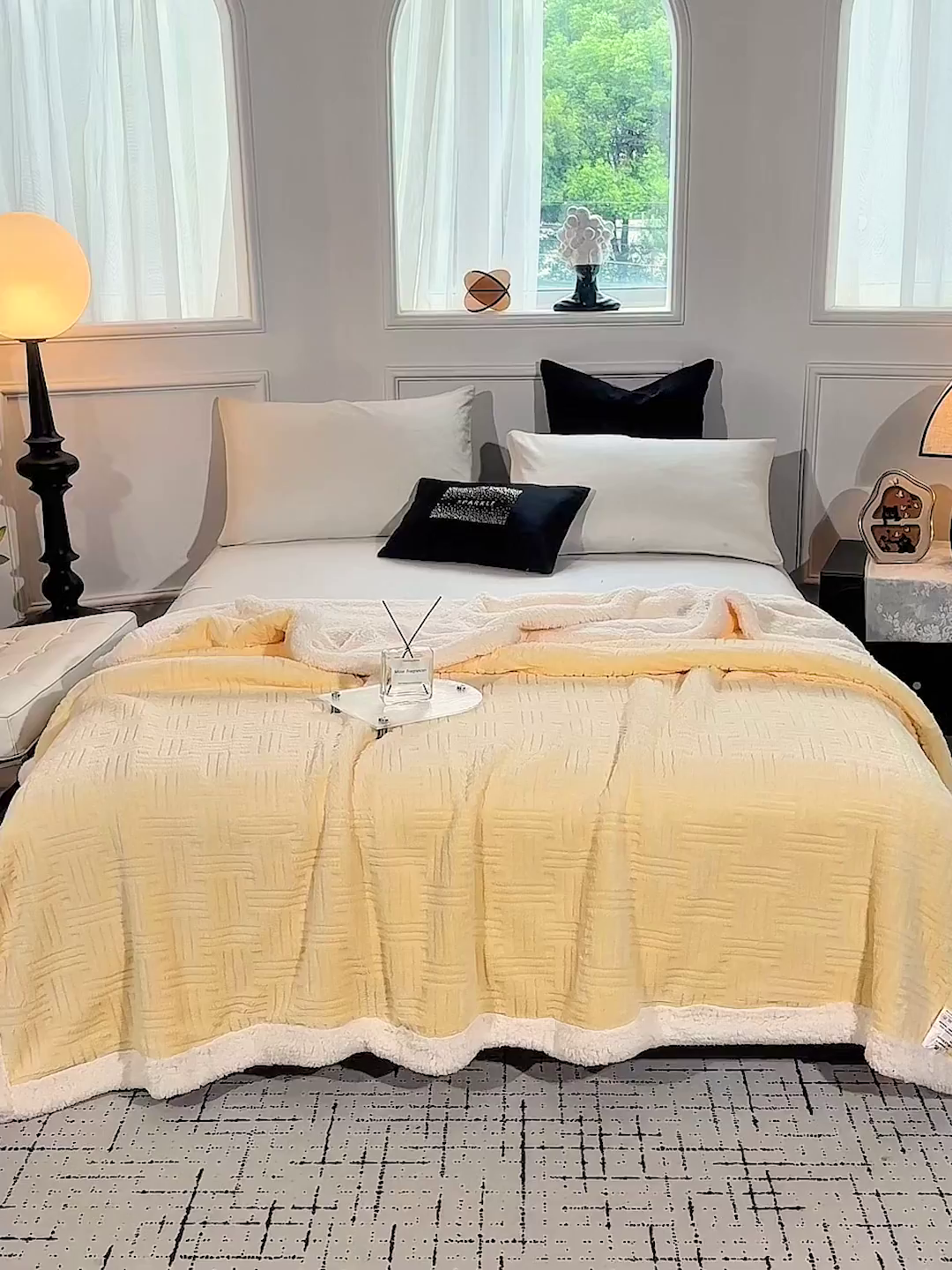 91家纺网 家纺一手货源 找家纺 肖恩毯业 2025新款提花舒棉绒羊羔绒毛毯 稻香黄