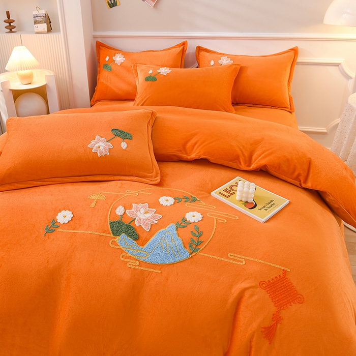 91家纺网 家纺一手货源 找家纺 提花大世界 2025新款宝宝绒绣花款牛奶绒婴儿绒保暖四件套 花辰月夕-橘色