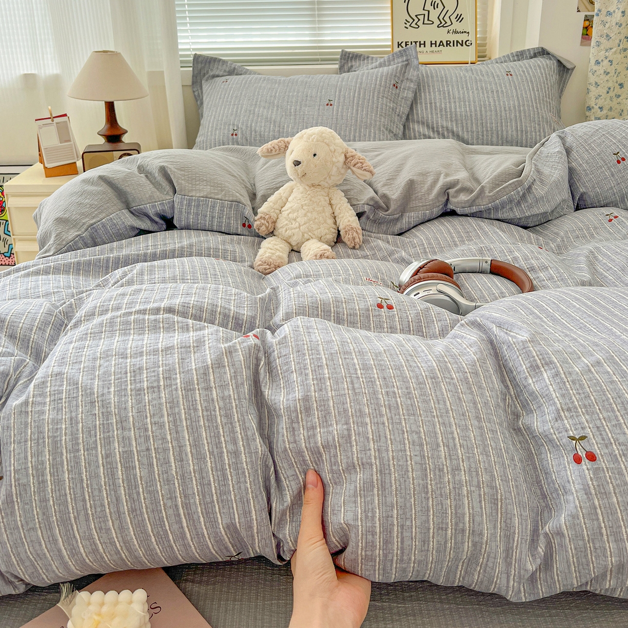 91家纺网 家纺一手货源 找家纺 典曼家纺 2025新款高克重云柔古法小布袋四件套 红樱桃